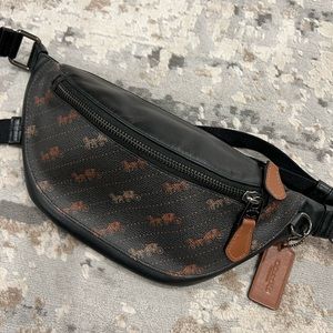 COACH - leather belt bag - fanny pack